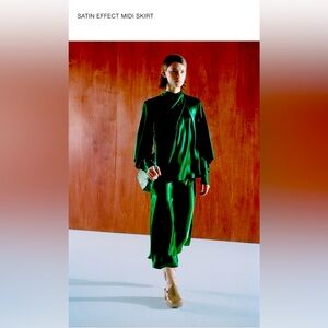 Zara Satin effect Midi SKIRT. New with tags.